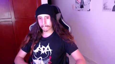 Snapshot of edward_chann chatting on 11.13.25 edward_chann online show from 11.13.25