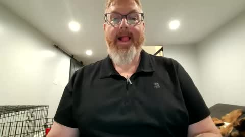 Snapshot of edyja chatting on 10.29.25 Eddya online show from 10.29.25