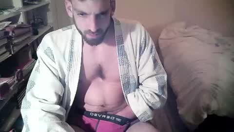 Snapshot of eheh60800 chatting on 10.31.25 eheh60800 online show from 10.31.25