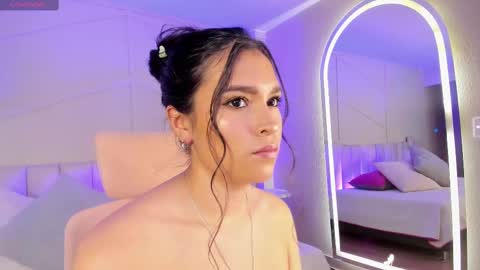 Snapshot of eimmy_bm chatting on 09.13.25 eimmy_bm online show from 09.13.25