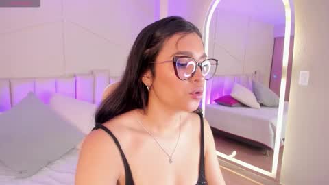 Snapshot of eimmy_bm chatting on 09.16.25 eimmy_bm online show from 09.16.25