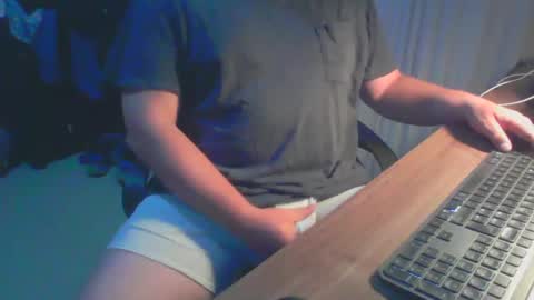 Snapshot of ekudemic chatting on 12.08.24 Juan Pablo M online show from 12.08.24