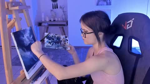 Snapshot of elainebeness chatting on 12.07.24 Your sweet girl online show from 12.07.24