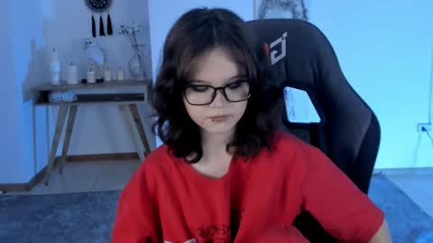 Snapshot of elainebeness chatting on 12.10.24 Your sweet girl online show from 12.10.24