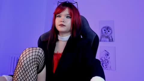 Snapshot of elainebeness chatting on 12.25.24 Your sweet girl online show from 12.25.24