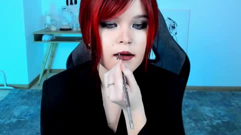 Snapshot of elainebeness chatting on 03.02.25 Your sweet girl online show from 03.02.25