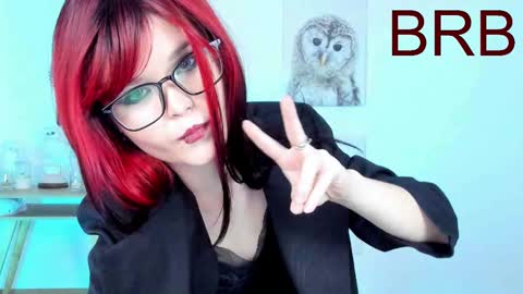 Snapshot of elainebeness chatting on 03.03.25 Your sweet girl online show from 03.03.25