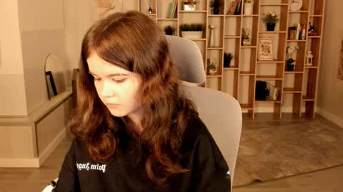 Snapshot of elainebeness chatting on 09.17.25 Your sweet girl online show from 09.17.25