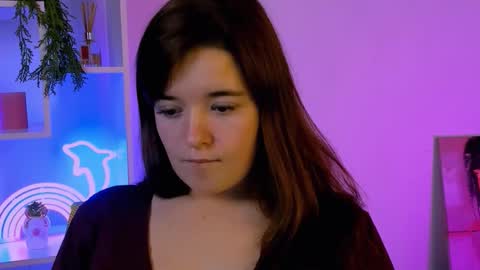 Snapshot of elara_jadie chatting on 10.19.25 Elara online show from 10.19.25