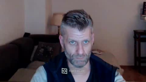 Snapshot of elculiador2207 chatting on 02.06.25 Timm online show from 02.06.25