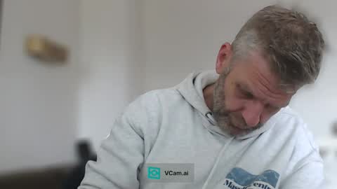 Snapshot of elculiador2207 chatting on 09.20.25 Timm online show from 09.20.25