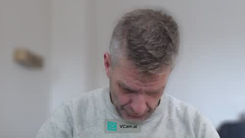 Snapshot of elculiador2207 chatting on 10.29.25 Timm online show from 10.29.25