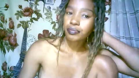 Snapshot of elenah0123 chatting on 12.04.24 elenah013 online show from 12.04.24