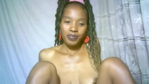Snapshot of elenah0123 chatting on 12.30.24 elenah013 online show from 12.30.24