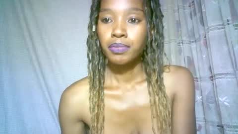 Snapshot of elenah0123 chatting on 01.30.25 elenah013 online show from 01.30.25
