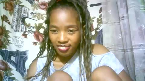 Snapshot of elenah0123 chatting on 03.03.25 elenah013 online show from 03.03.25
