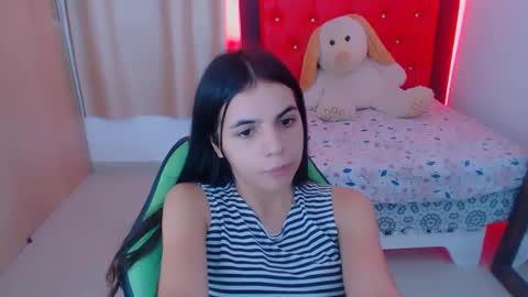 Snapshot of elenna_hotx chatting on 12.27.24 agnes online show from 12.27.24