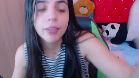 Snapshot of elenna_hotx chatting on 02.02.25 agnes online show from 02.02.25
