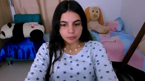 Snapshot of elenna_hotx chatting on 10.06.25 agnes online show from 10.06.25