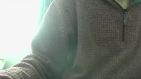 Snapshot of elfyonee chatting on 02.25.25 elfyonee online show from 02.25.25