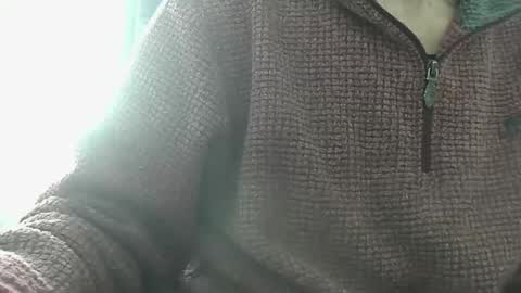 Snapshot of elfyonee chatting on 02.25.25 elfyonee online show from 02.25.25