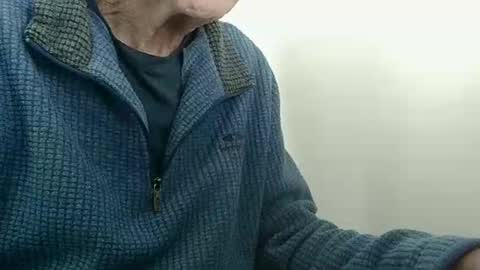 Snapshot of elfyonee chatting on 09.23.25 elfyonee online show from 09.23.25