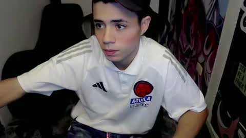 Snapshot of elii_797 chatting on 02.14.25 bby-santy online show from 02.14.25