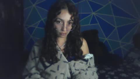 Snapshot of elizabeht_911 chatting on 02.26.25 elizabeht_911 online show from 02.26.25