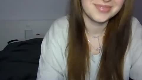 Snapshot of elizabet_18 chatting on 02.15.25 Elizabet 18 online show from 02.15.25