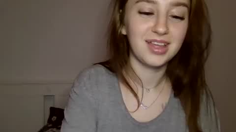 Snapshot of elizabet_18 chatting on 02.18.25 Elizabet 18 online show from 02.18.25