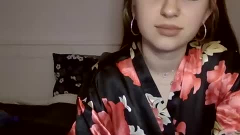 Snapshot of elizabet_18 chatting on 02.21.25 Elizabet 18 online show from 02.21.25