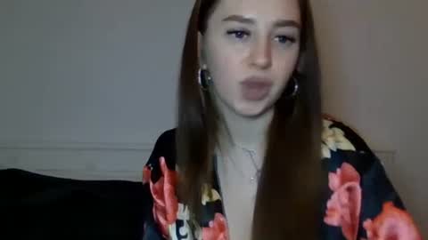 Snapshot of elizabet_18 chatting on 02.24.25 Elizabet 18 online show from 02.24.25