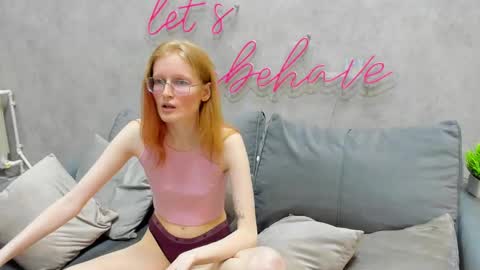 Snapshot of elizabeth_harpper chatting on 03.04.25 Elizabeth online show from 03.04.25