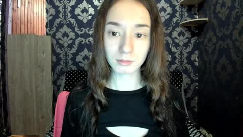 Snapshot of elizabethrice chatting on 12.20.24 elizabethrice online show from 12.20.24