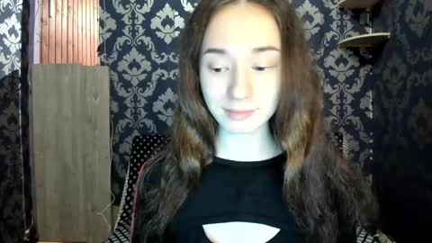 Snapshot of elizabethrice chatting on 01.19.25 elizabethrice online show from 01.19.25