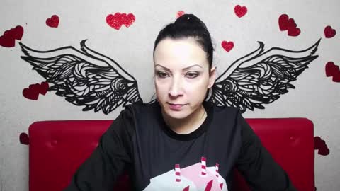 Snapshot of elizabethsho chatting on 02.27.25 ElizabethSho online show from 02.27.25