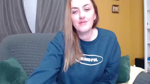 Snapshot of ella_max_live chatting on 02.11.25 Ella  Max online show from 02.11.25