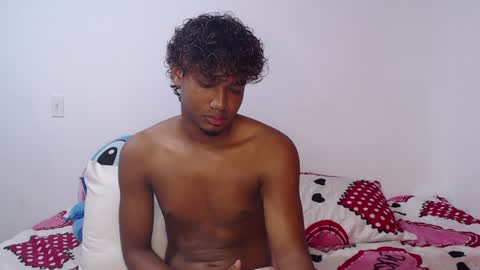 Snapshot of ellie_andy19 chatting on 01.09.25 kev  dani online show from 01.09.25