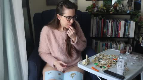 Snapshot of ellynaomi chatting on 01.24.25 Elly Naomi online show from 01.24.25