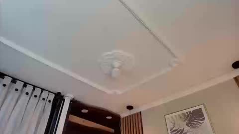 Snapshot of emelie_ch_ chatting on 09.22.25 Emily online show from 09.22.25