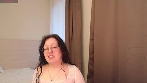 Snapshot of emi_gooflord chatting on 03.01.25 Emi online show from 03.01.25