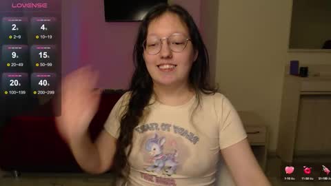 Snapshot of emigooflordxd chatting on 10.05.25 Emi online show from 10.05.25