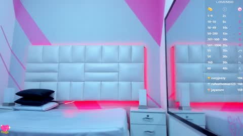 Snapshot of emily_roux chatting on 12.14.24 EMILY online show from 12.14.24