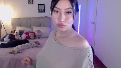 Snapshot of emily_swan_04 chatting on 01.24.25 Emily Swan online show from 01.24.25