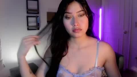 Snapshot of emily_swan_04 chatting on 02.15.25 Emily Swan online show from 02.15.25