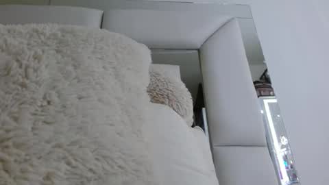 Snapshot of emilymonrro chatting on 12.04.24 emily monrro online show from 12.04.24