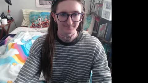 Snapshot of emilytfrench chatting on 12.01.24 Emily online show from 12.01.24