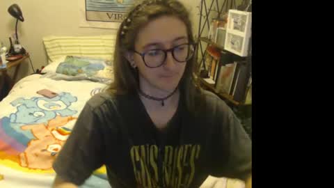 Snapshot of emilytfrench chatting on 12.04.24 Emily online show from 12.04.24