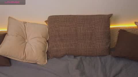 Snapshot of emilytrays chatting on 01.22.25 Emily wish-list  online show from 01.22.25