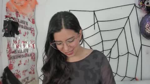 emilyy_cooperr online show from 10.15.25